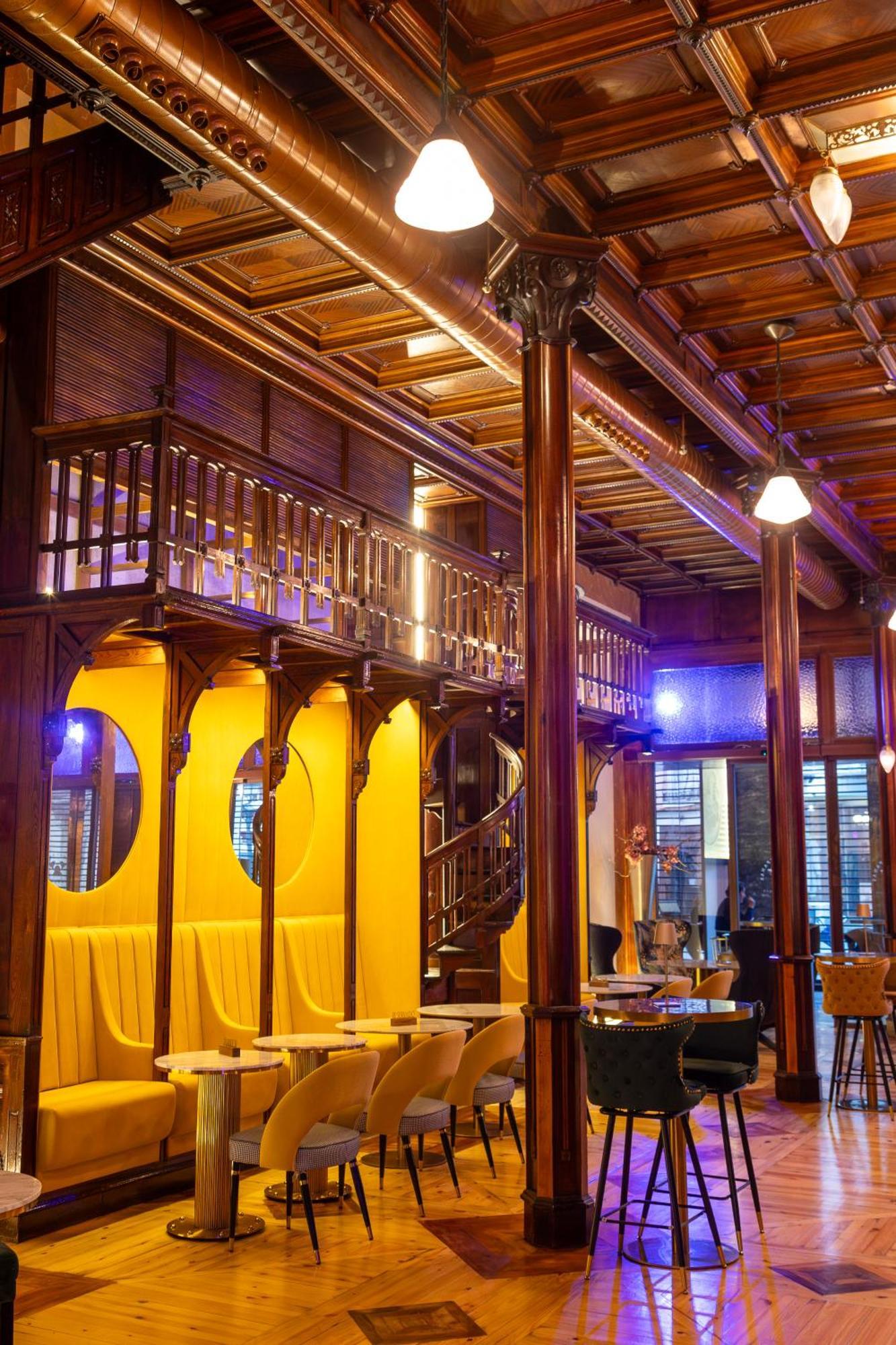 Hotel Las Tres Campanas バダホス エクステリア 写真